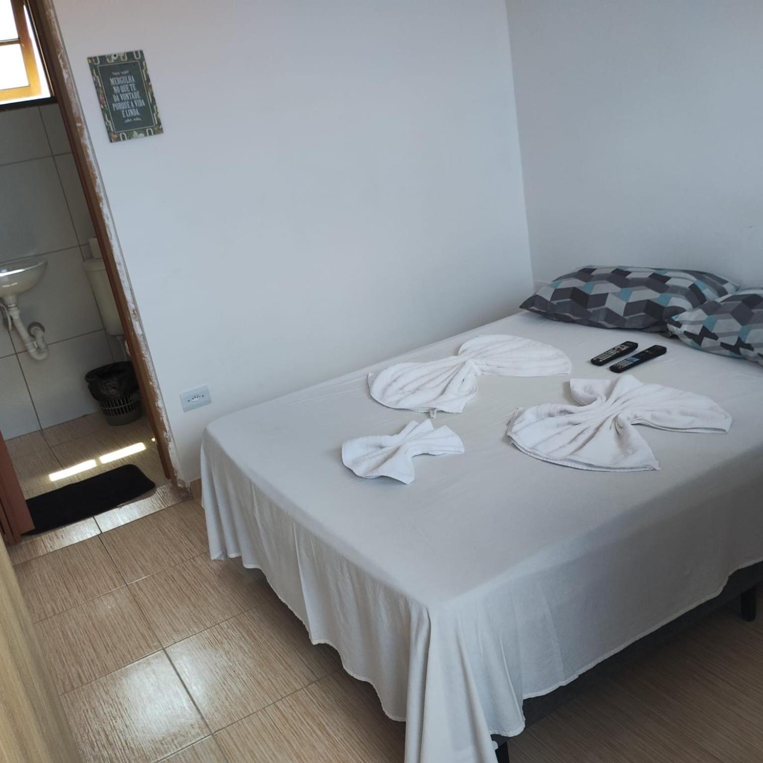 卡拉瓜塔图巴Aguas Quentes住宿加早餐旅馆 外观 照片
