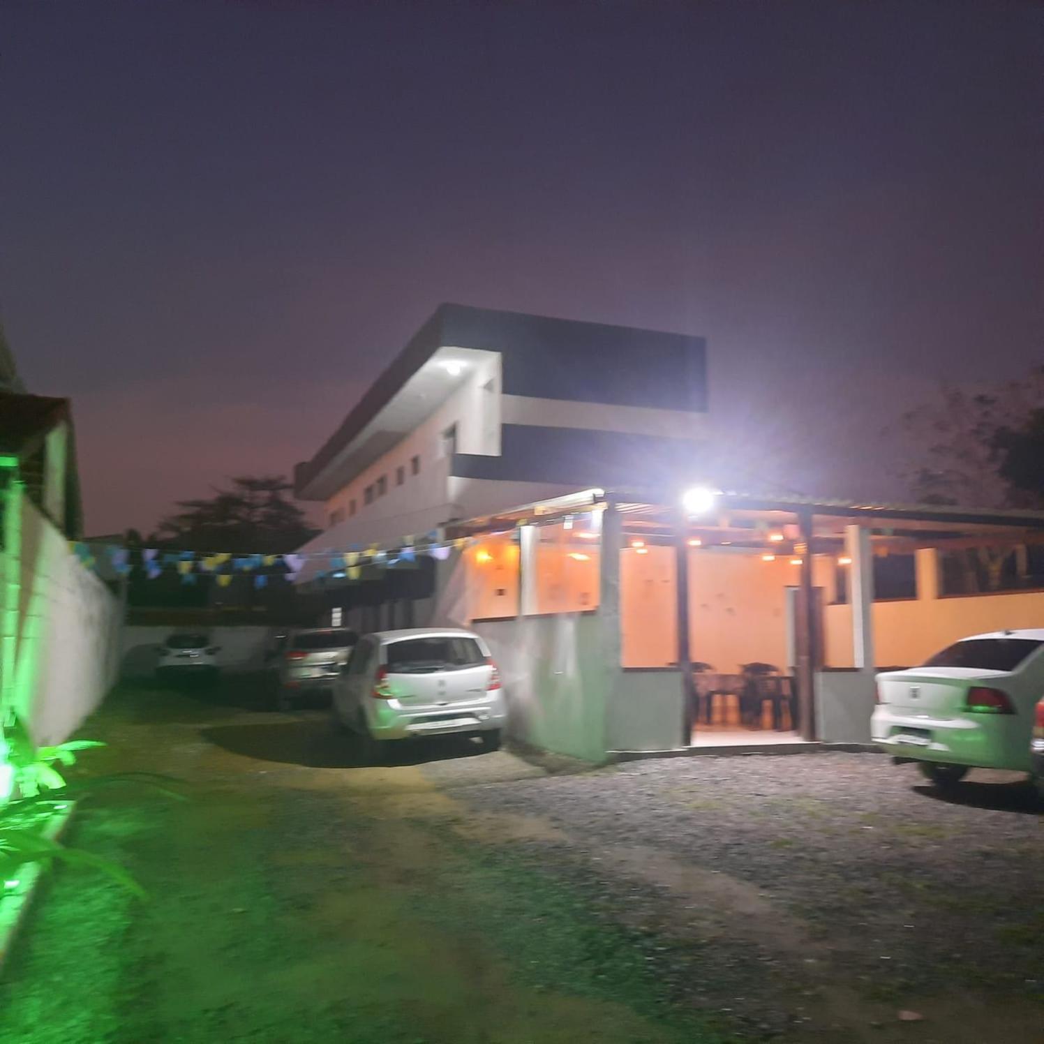 卡拉瓜塔图巴Aguas Quentes住宿加早餐旅馆 外观 照片